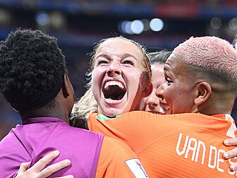 Groenen goal guides Dutch to W...